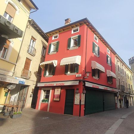 Sirmione4U - Domus By The Castleアパートメント エクステリア 写真