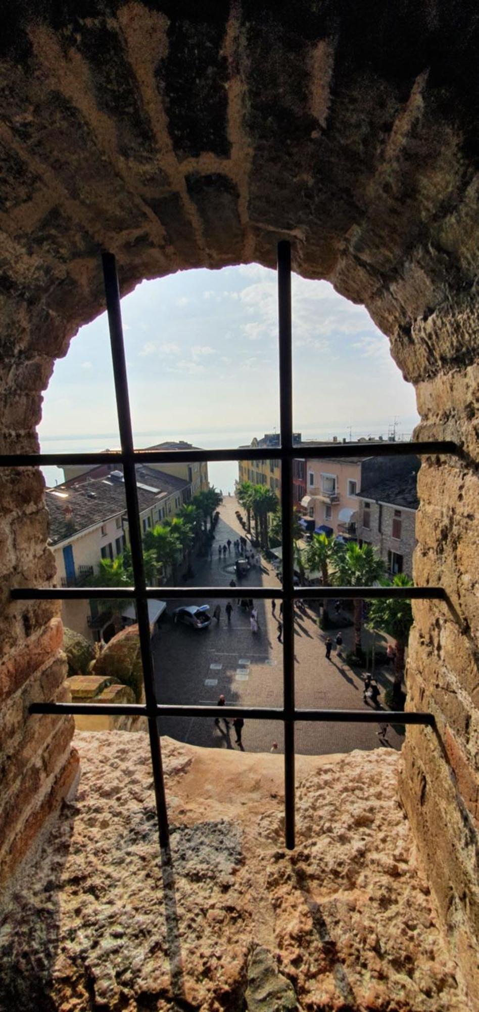 Sirmione4U - Domus By The Castleアパートメント エクステリア 写真